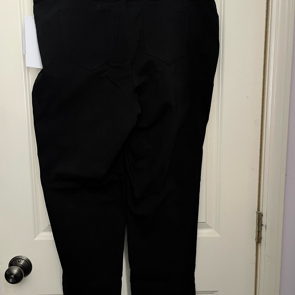 89th & Madison Black Straight Leg Pants